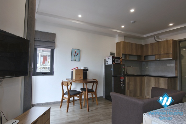 A nice furnitured studio with lovely balcony for rent on Linh Lang